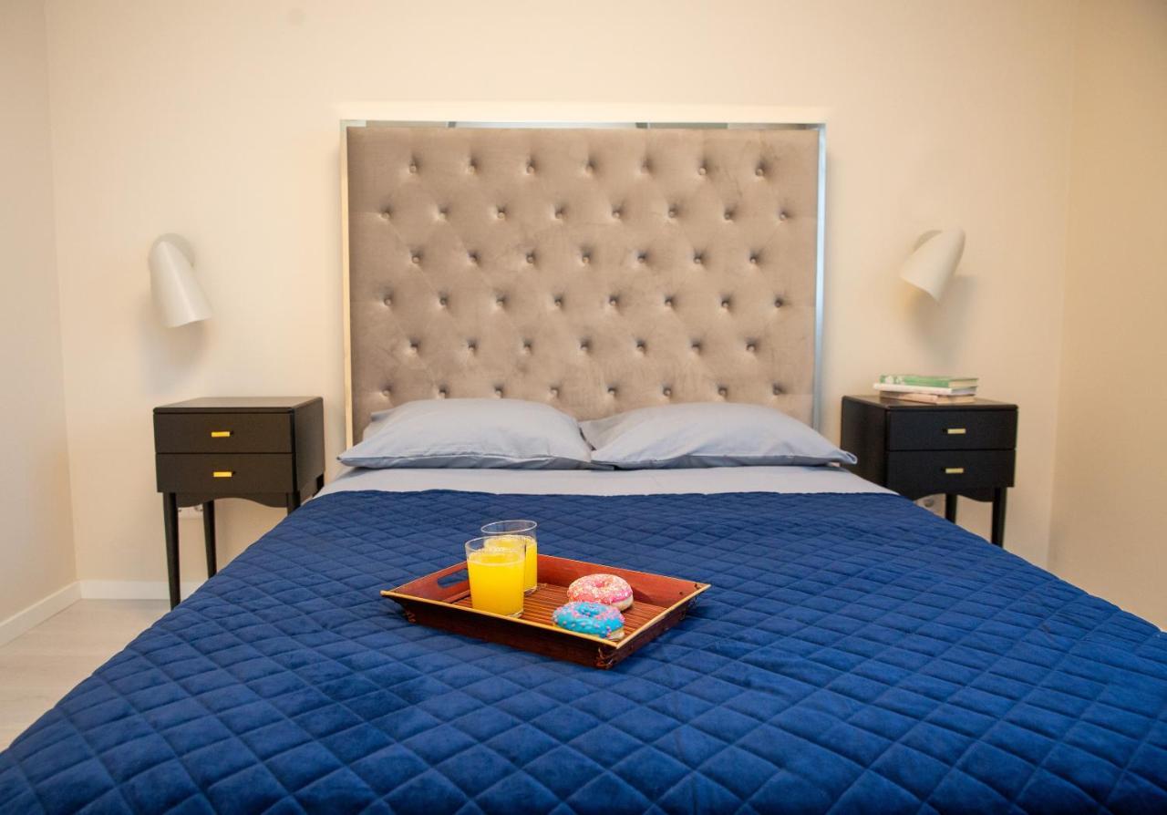 Luxurious Blue&Yellow Apartment In Kaunas Center Zewnętrze zdjęcie